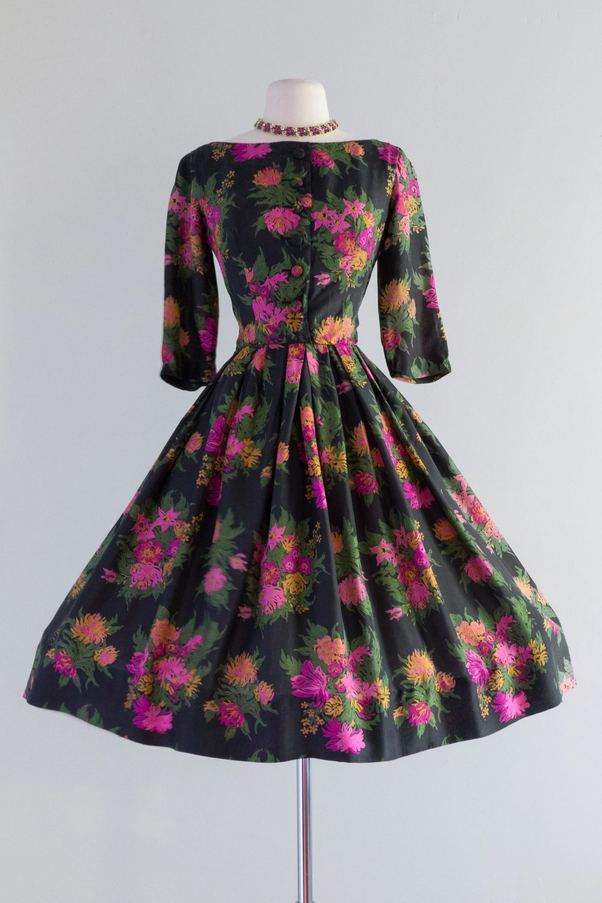 Beautiful 1950's Silk Floral Cocktail Dress By Gigi Young / Waist 25"