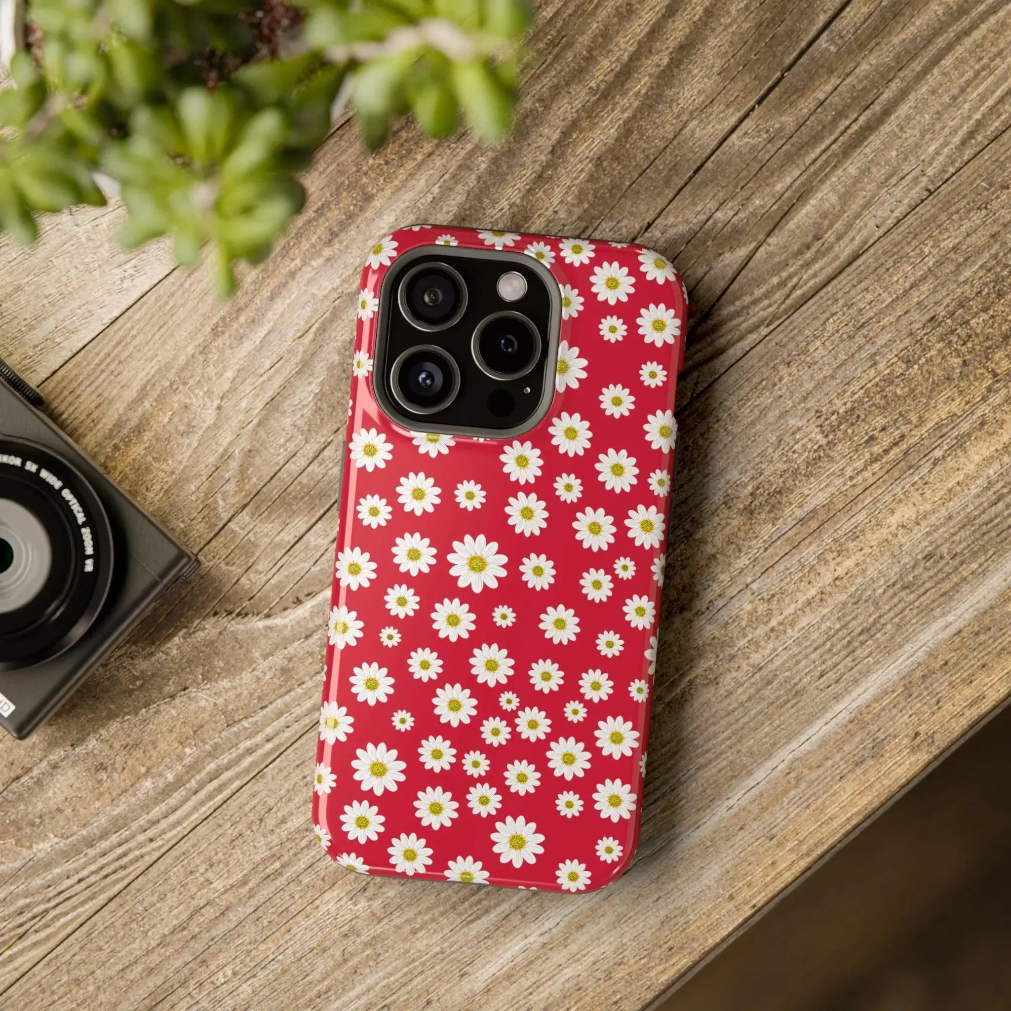 Delightful Daisies | Red Flower Case