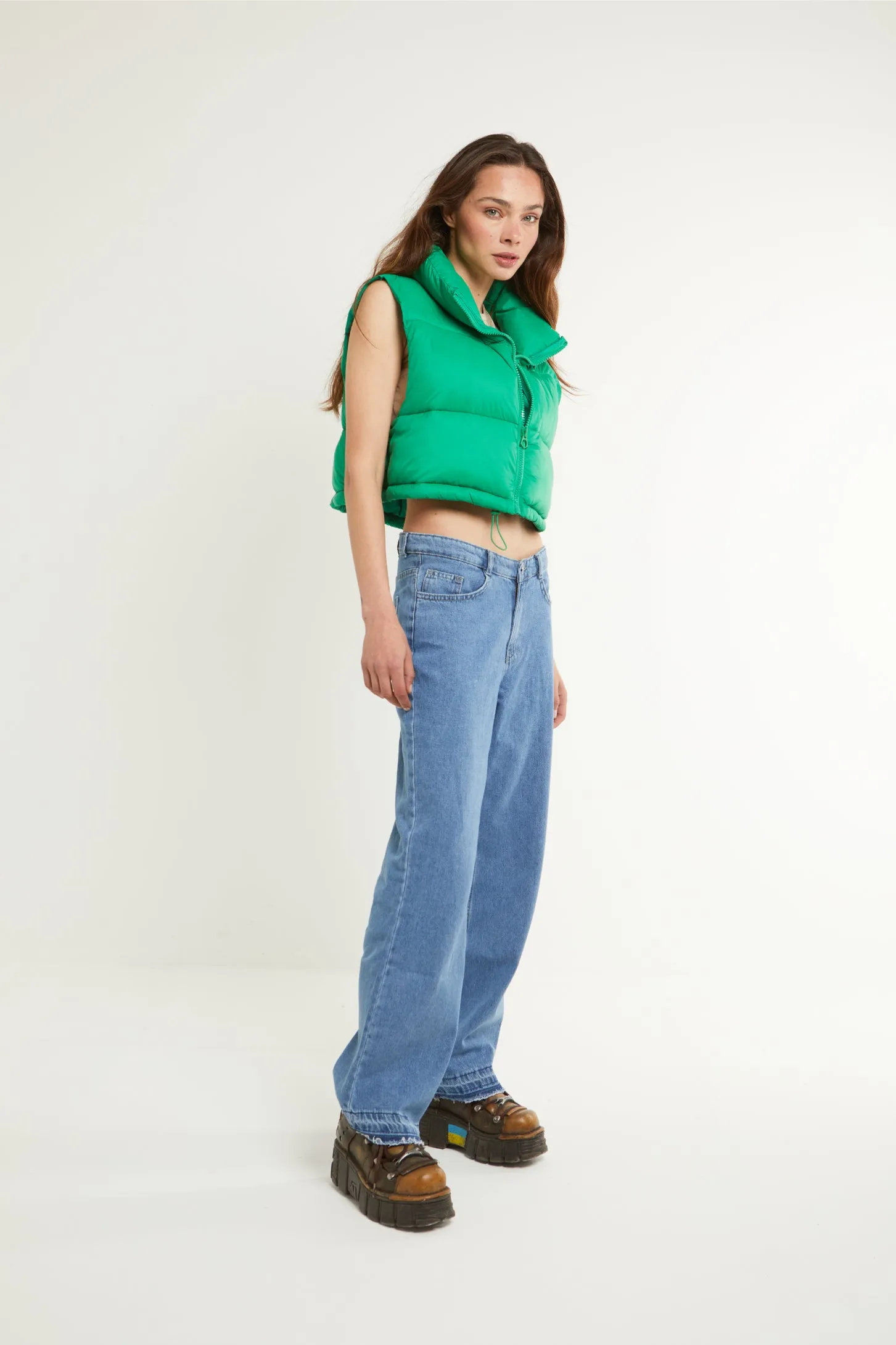 MID RISE WIDE LEG JEANS